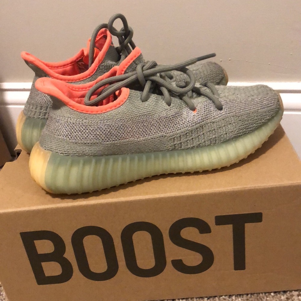 YEEZY BOOST 350